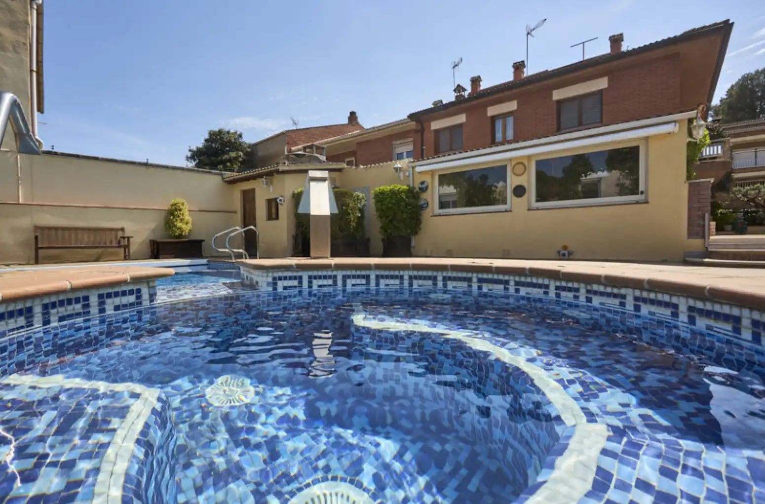 Piscina de Casa o xalet en venda en Monistrol de Montserrat amb Aire condicionat, Calefacció i Jardí privat