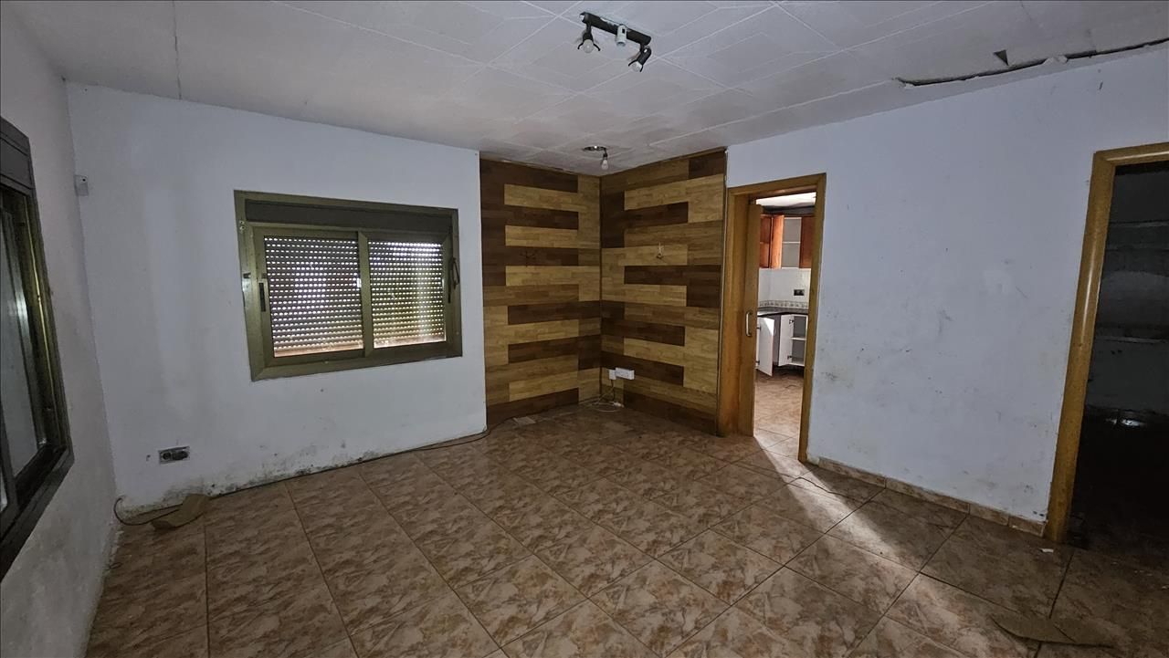 House or chalet for sale in Sils  with Private garden and Swimming Pool