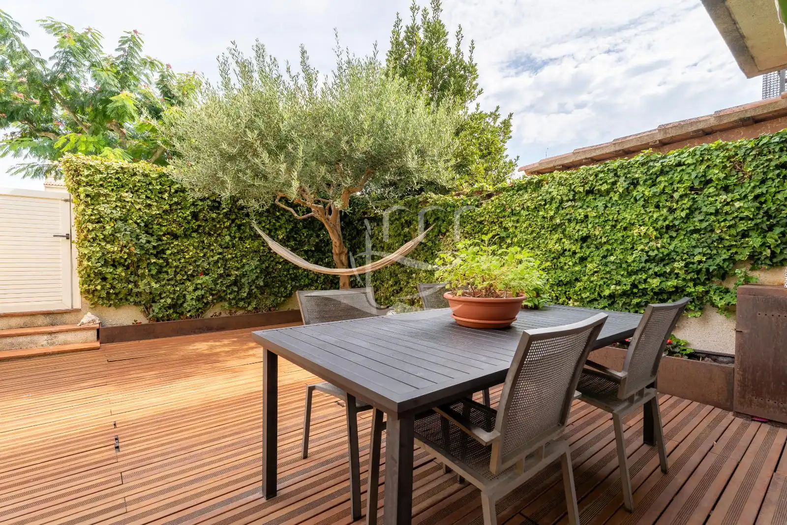 Casa a schiera con piscina in vendita a Frederic Martí Carreras