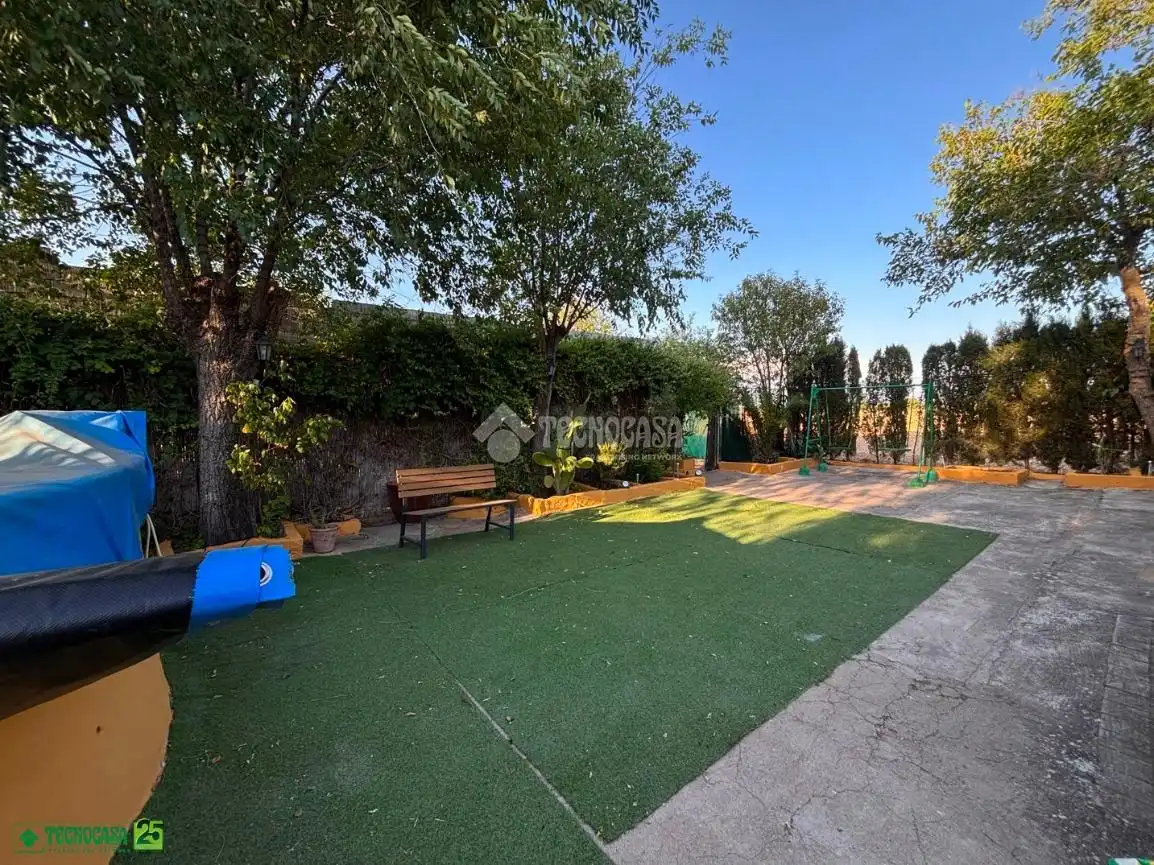 Jardín de Finca rústica en venta en Manzanares con Aire acondicionado