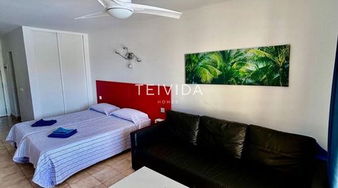 Foto 5 de Piso en venta en Avenida Amsterdam, Los Cristianos, Arona