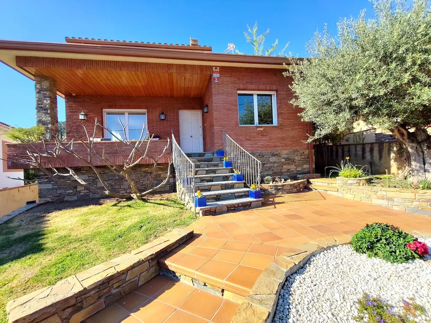 Vista exterior de Casa o xalet en venda en La Palma de Cervelló amb Aire condicionat, Calefacció i Terrassa