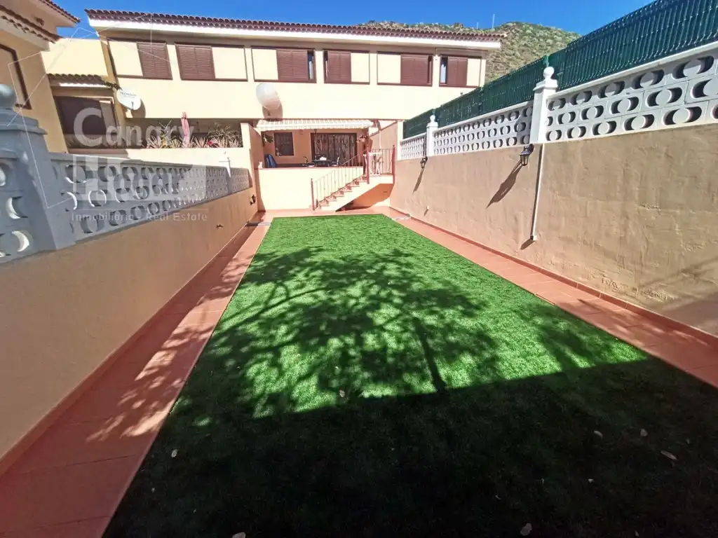 Jardí de Casa adosada en venda en Adeje amb Aire condicionat, Jardí privat i Terrassa