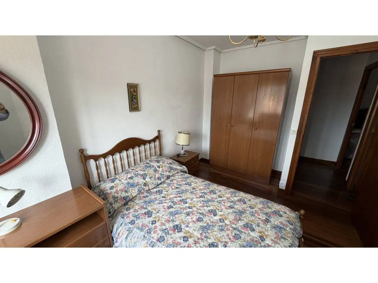 Habitación de Piso en venta en Espinosa de los Monteros con Calefacción y Amueblado