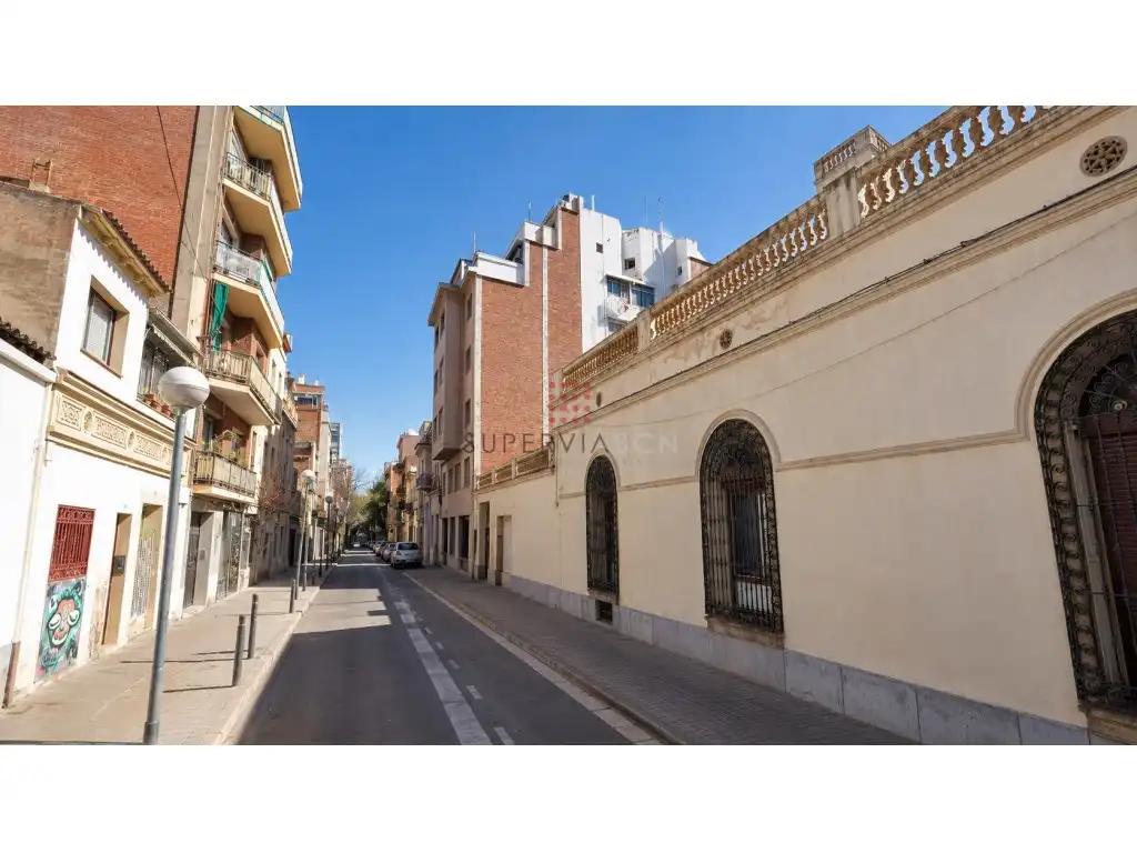 Vista exterior de Residencial en venta en Barcelona