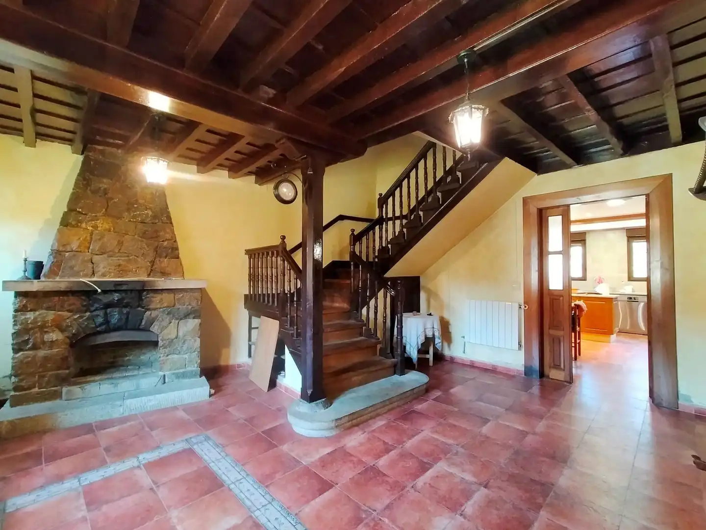 Casa con jardín en venta en Pravia, imagen 2