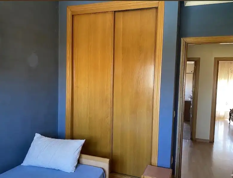 Habitación de Casa adosada en venta en Carrión de Calatrava con Aire acondicionado, Calefacción y Piscina
