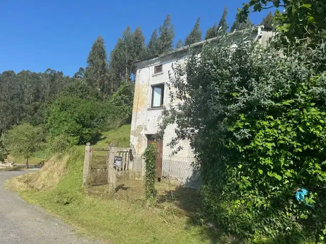 Vista exterior de Casa o xalet en venda en Castropol