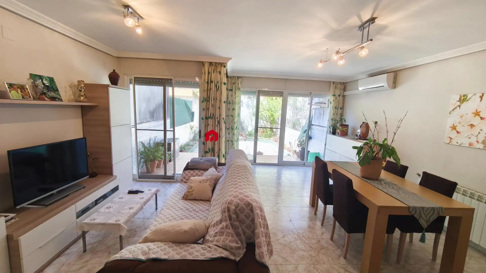 Living room of Single-family semi-detached for sale in Roquetes  with Air Conditioner, Heating and Private garden