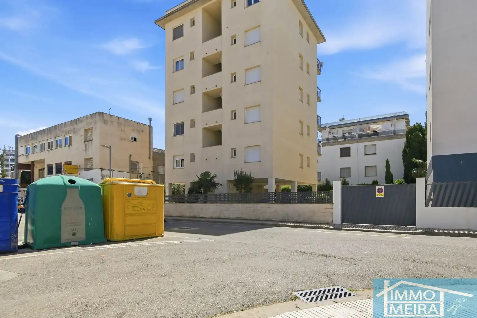 Vista exterior de Apartament en venda en Roses amb Calefacció i Terrassa