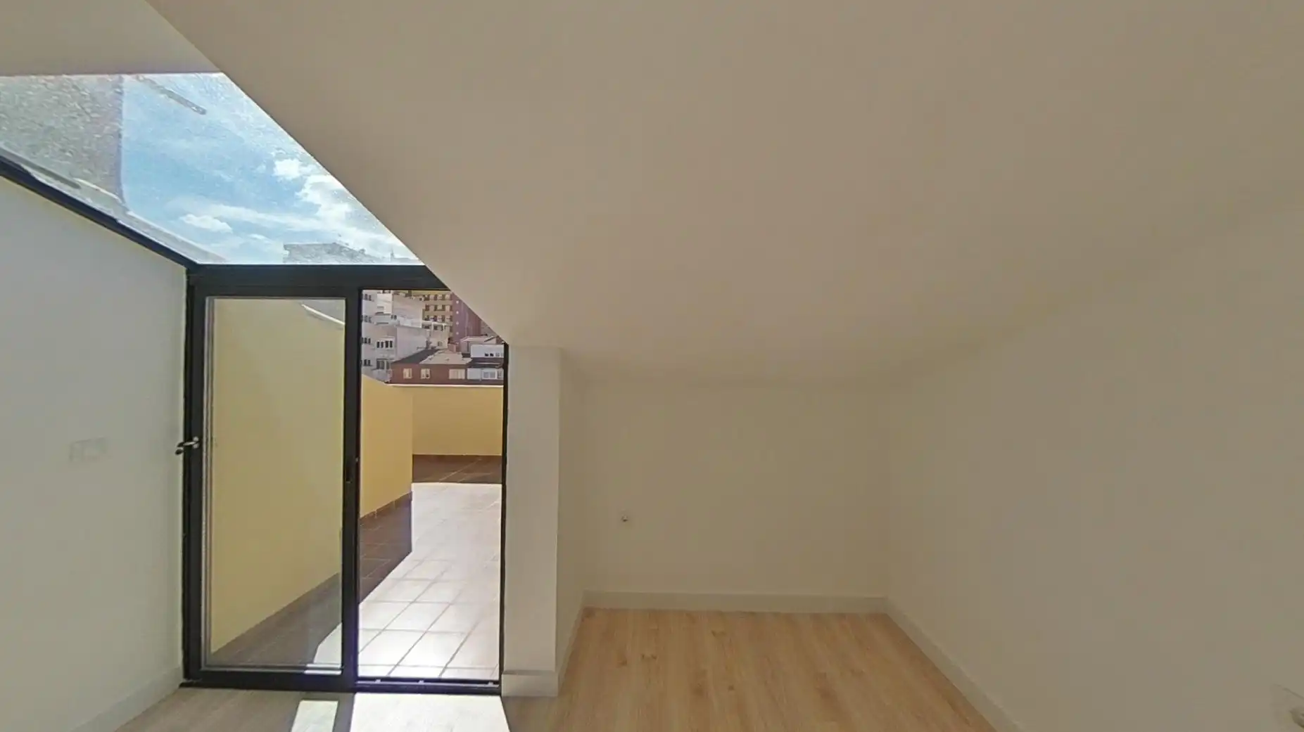 Dormitori de Casa o xalet en venda en Elda amb Aire condicionat