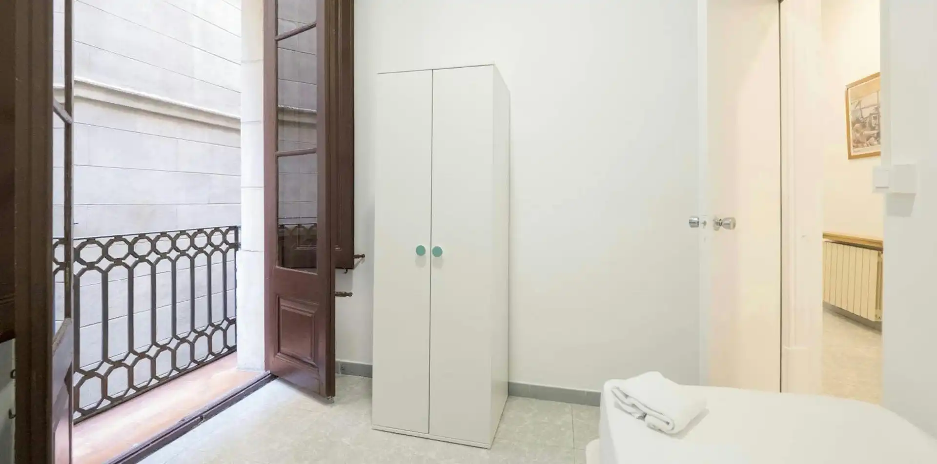 Habitación de Piso para compartir en Barcelona con Calefacción, Amueblado y Lavadora