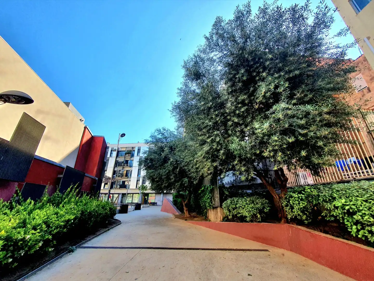 Außenansicht von Wohnung zum Verkauf in L'Hospitalet de Llobregat