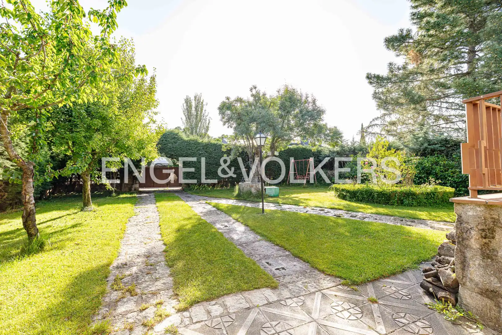 Detached homes for sale in El Escorial  with Heating, Private garden and Terrace