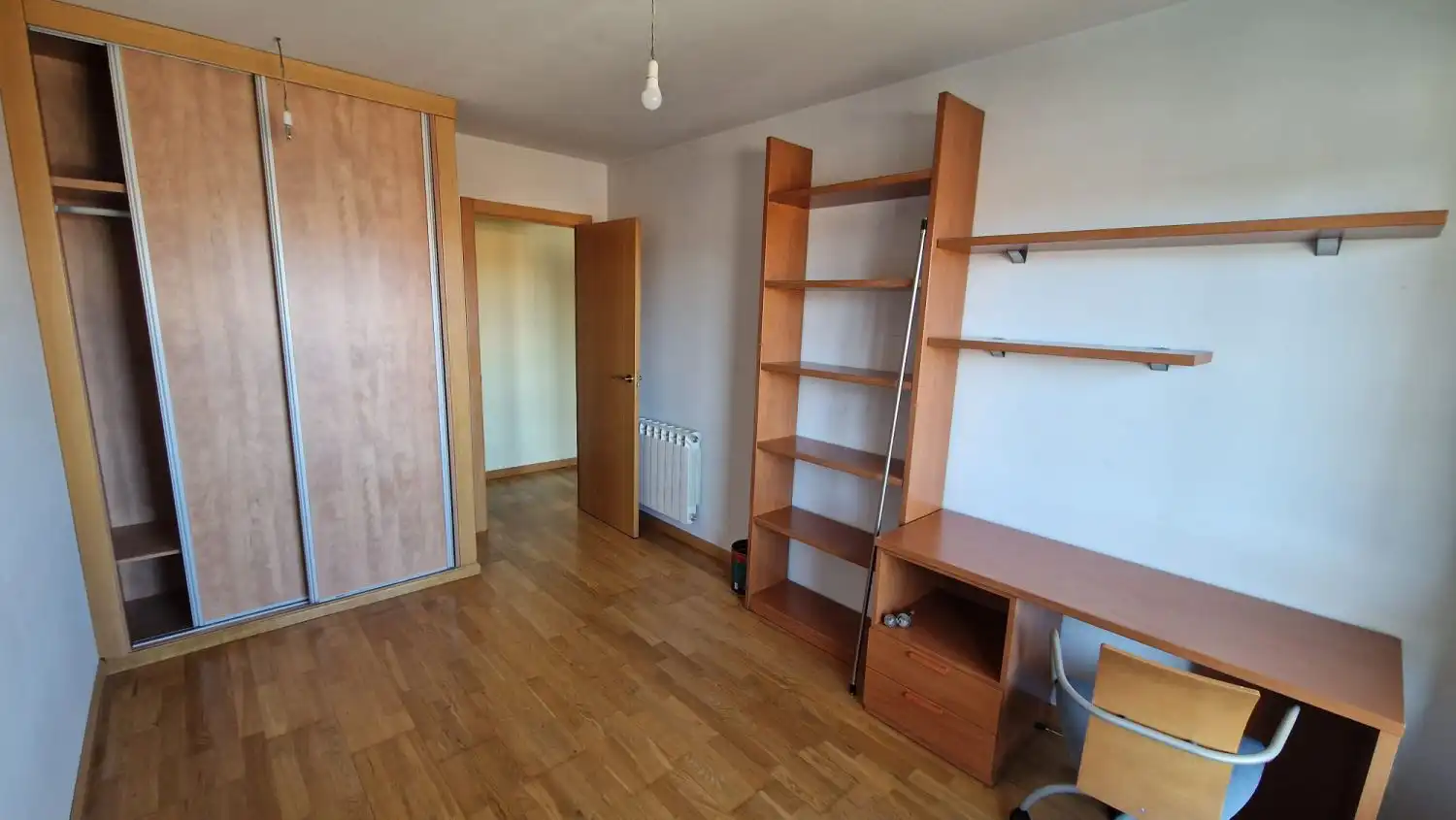Schlafzimmer von Wohnung zum Verkauf in León Capital  mit Heizung, Parkett und Terrasse