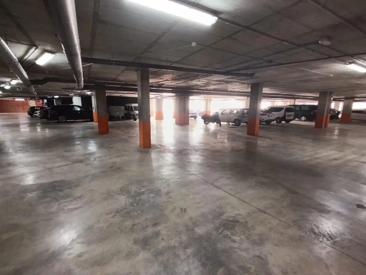 Parking de Oficina de alquiler en Murcia con Aire acondicionado