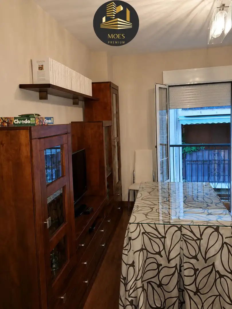 Living room of Flat for rent in Jaén  with Air Conditioner and Parquet flooring