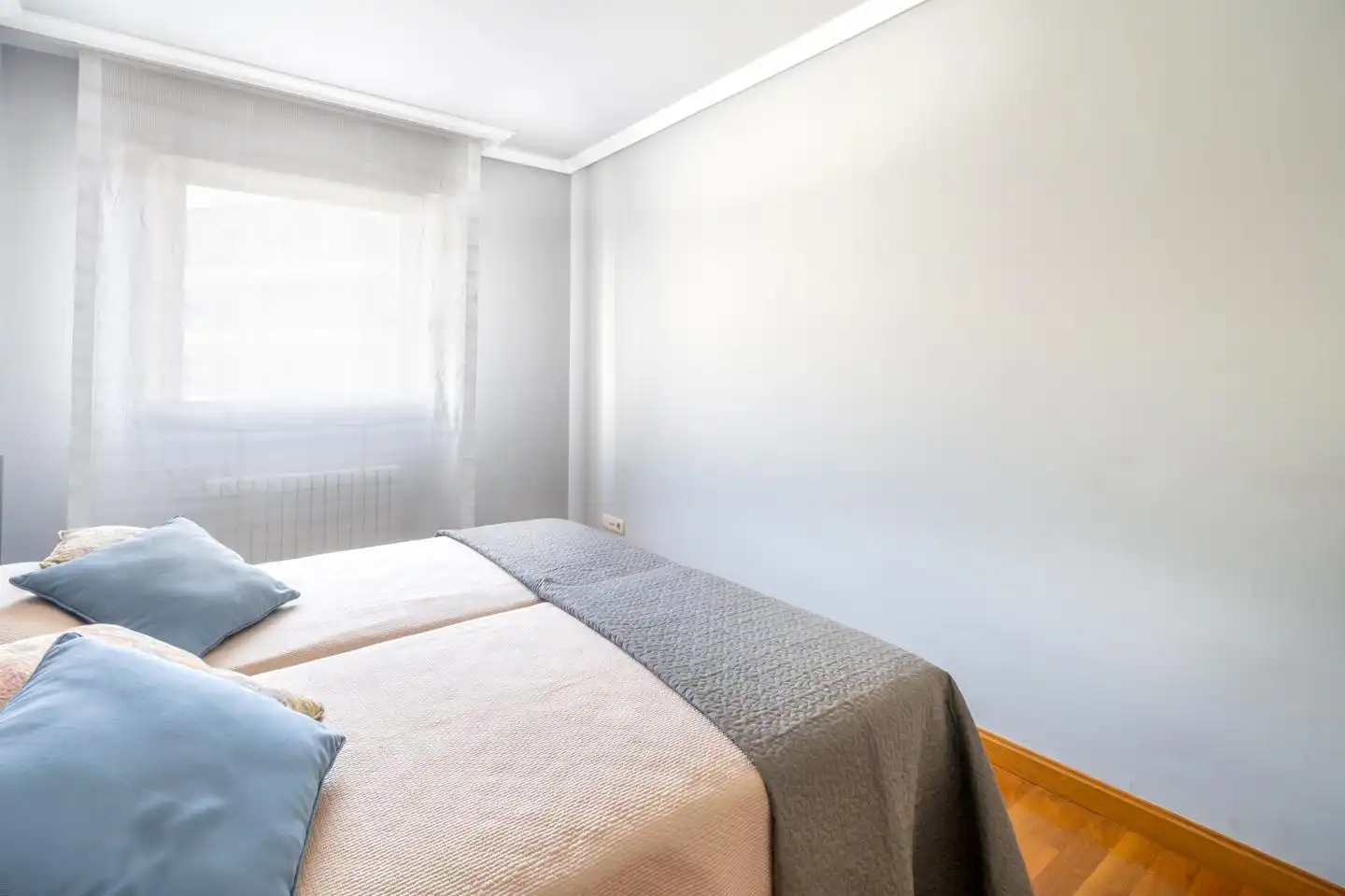 Flat for sale in Felisa Munárriz, Milagrosa