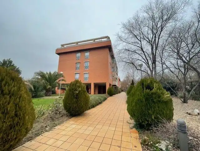 Vista exterior de Ático en venta en Rivas-Vaciamadrid con Aire acondicionado, Calefacción y Terraza