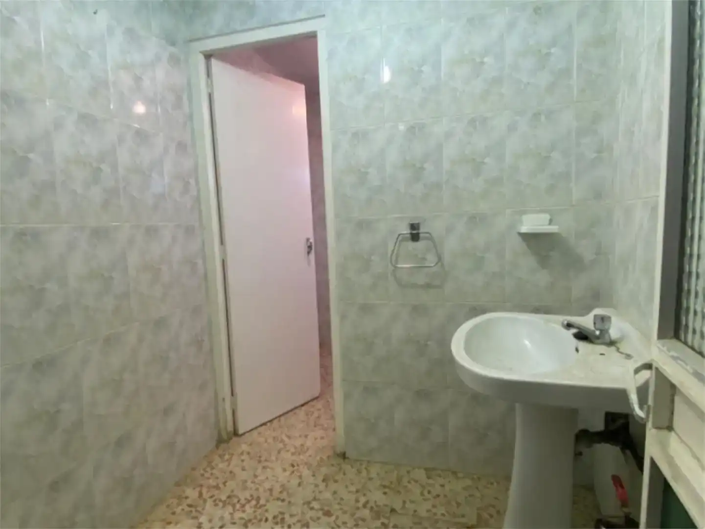 Bathroom of Industrial buildings for rent in Serrada