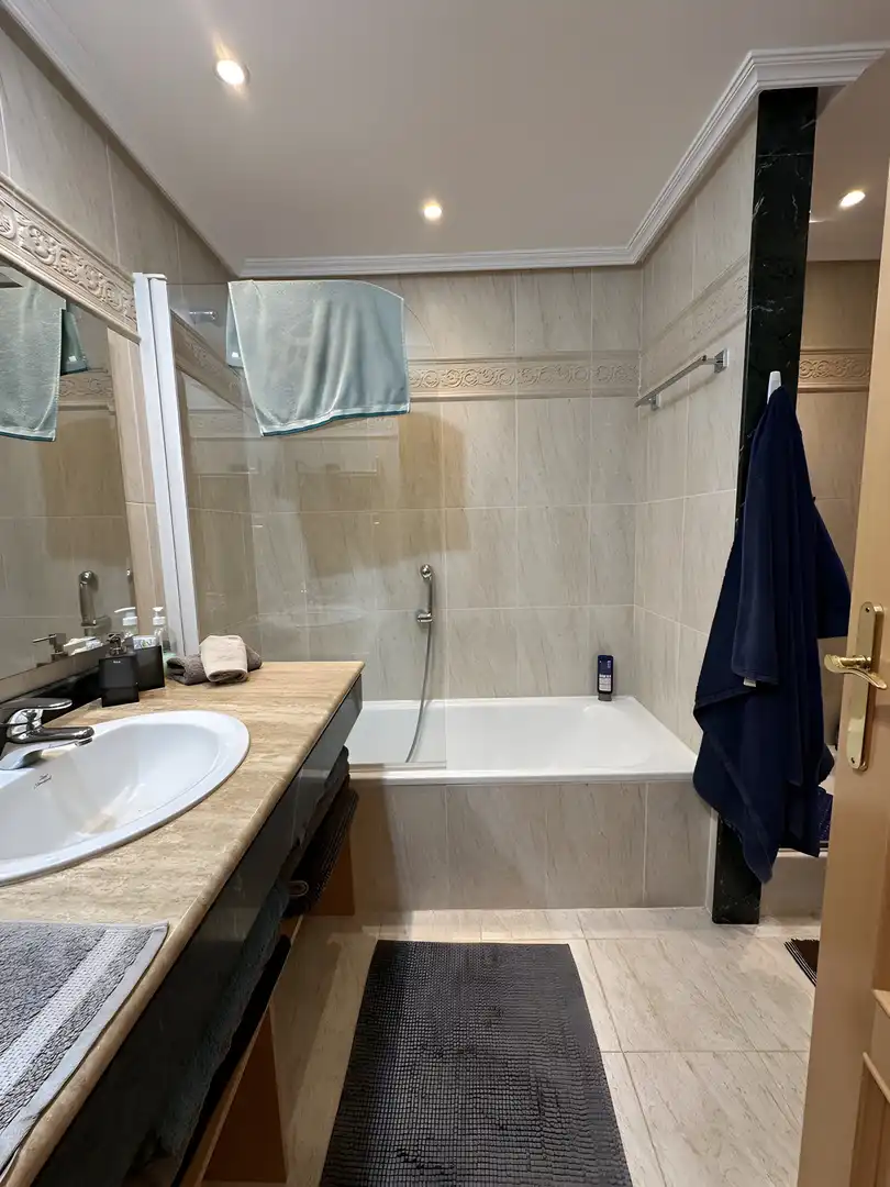 Apartament amb piscina en venda a Selwo, imagen 12