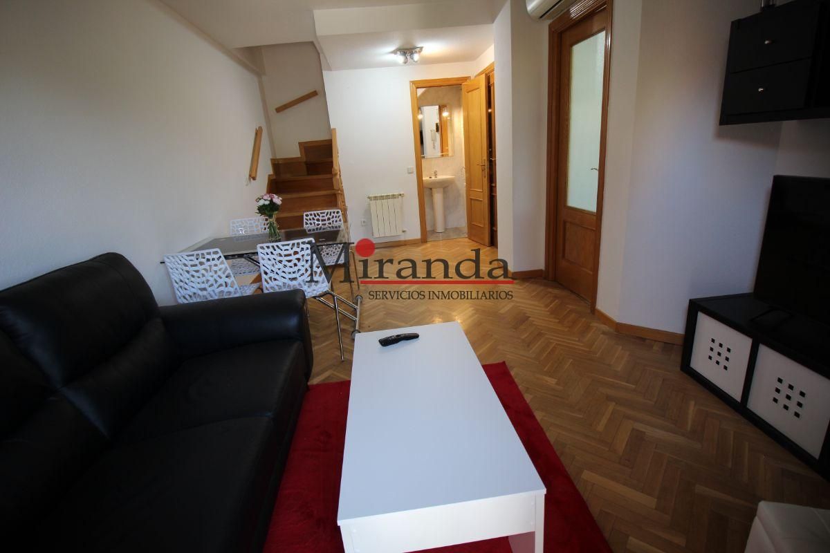 Dúplex de alquiler en Centro