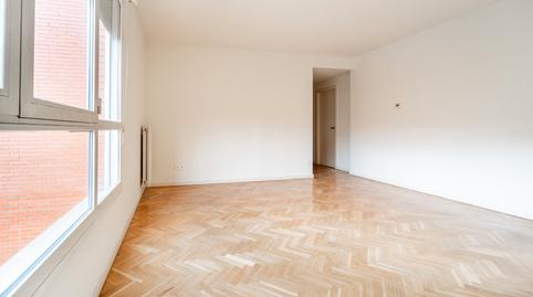 Photo 5 of Flat for sale in Calle de Laponia, 29, Horcajo,  Madrid Capital