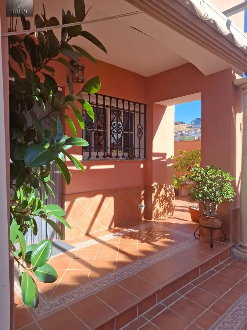 Villa avec terrasse à vendre à Genil, imagen 18