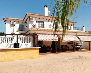 Vista exterior de Casa o xalet de lloguer en Rincón de la Victoria amb Aire condicionat, Calefacció i Jardí privat