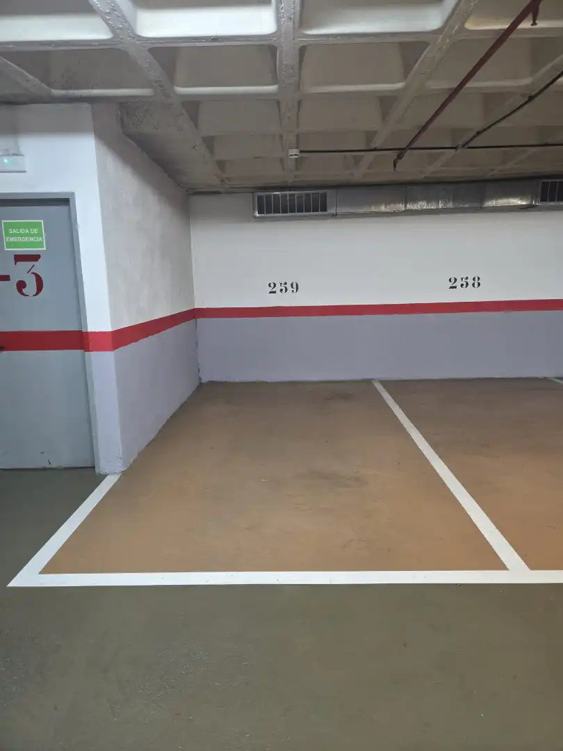 Individuel avec ascenseur à vendre à Carrer del Milanesat