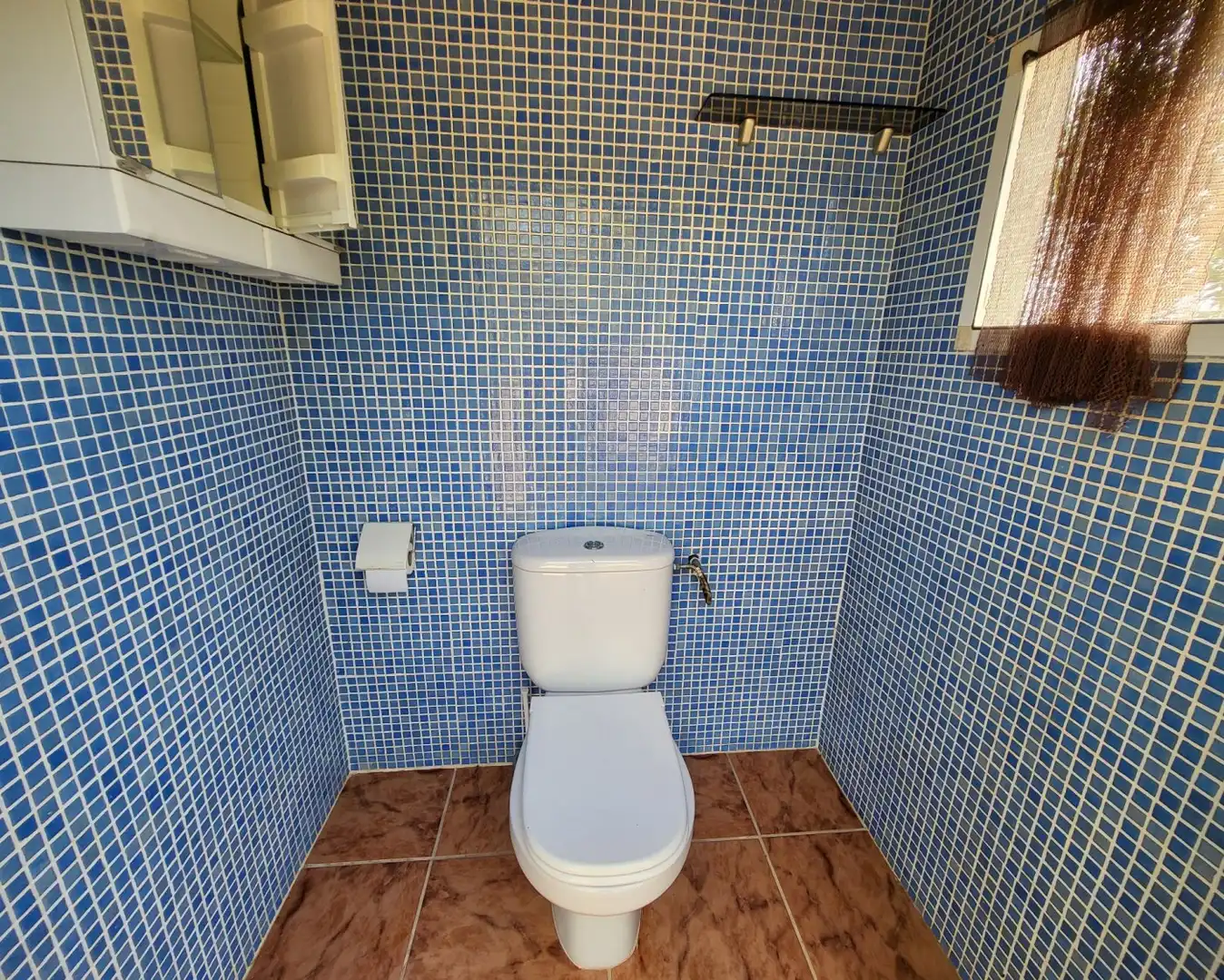 Bany de Finca rústica en venda en L'Ametlla de Mar  amb Jardí privat, Terrassa i Traster