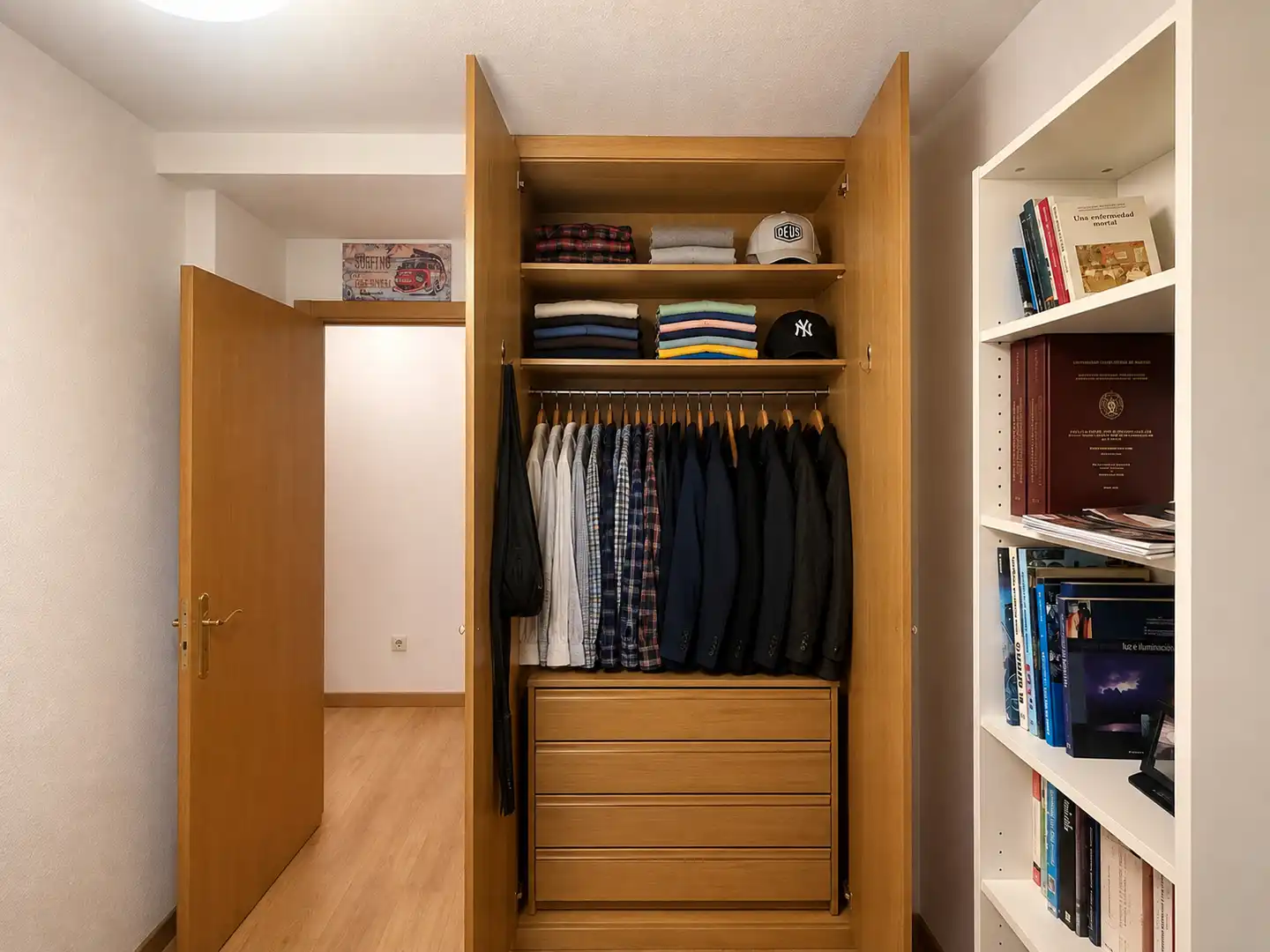 Habitación de Piso para compartir en Torrelodones con Aire acondicionado, Calefacción y Amueblado