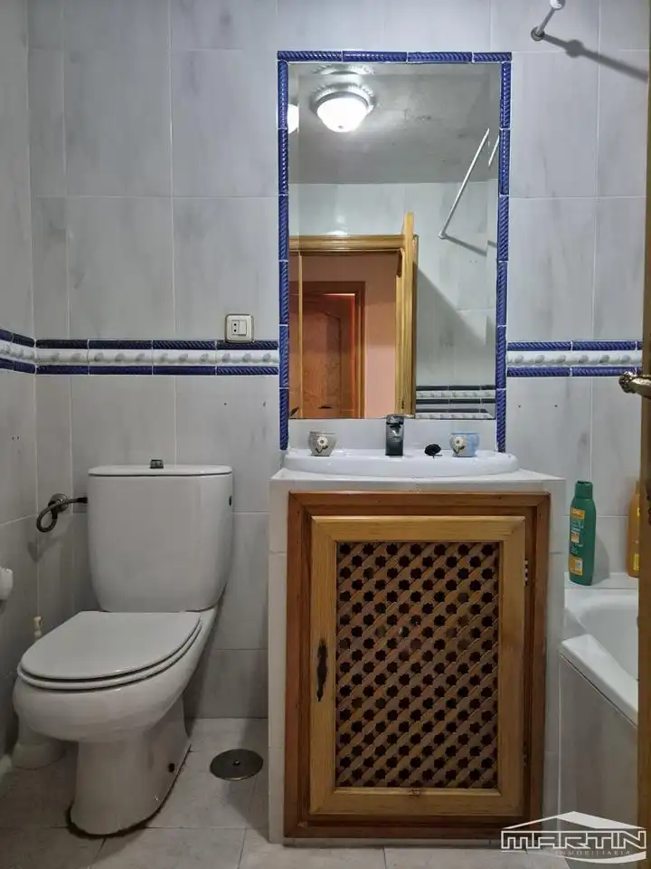 Baño de Piso en venta en Lucena con Trastero y Amueblado