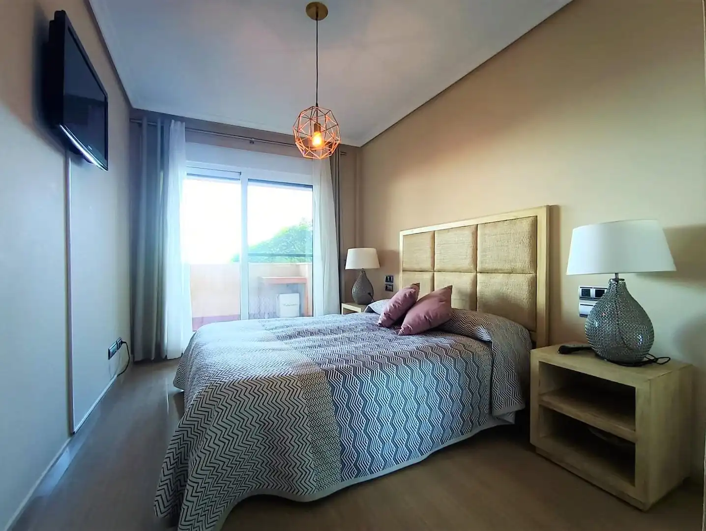 Habitación de Apartamento en venta en Águilas con Aire acondicionado, Calefacción y Jardín privado