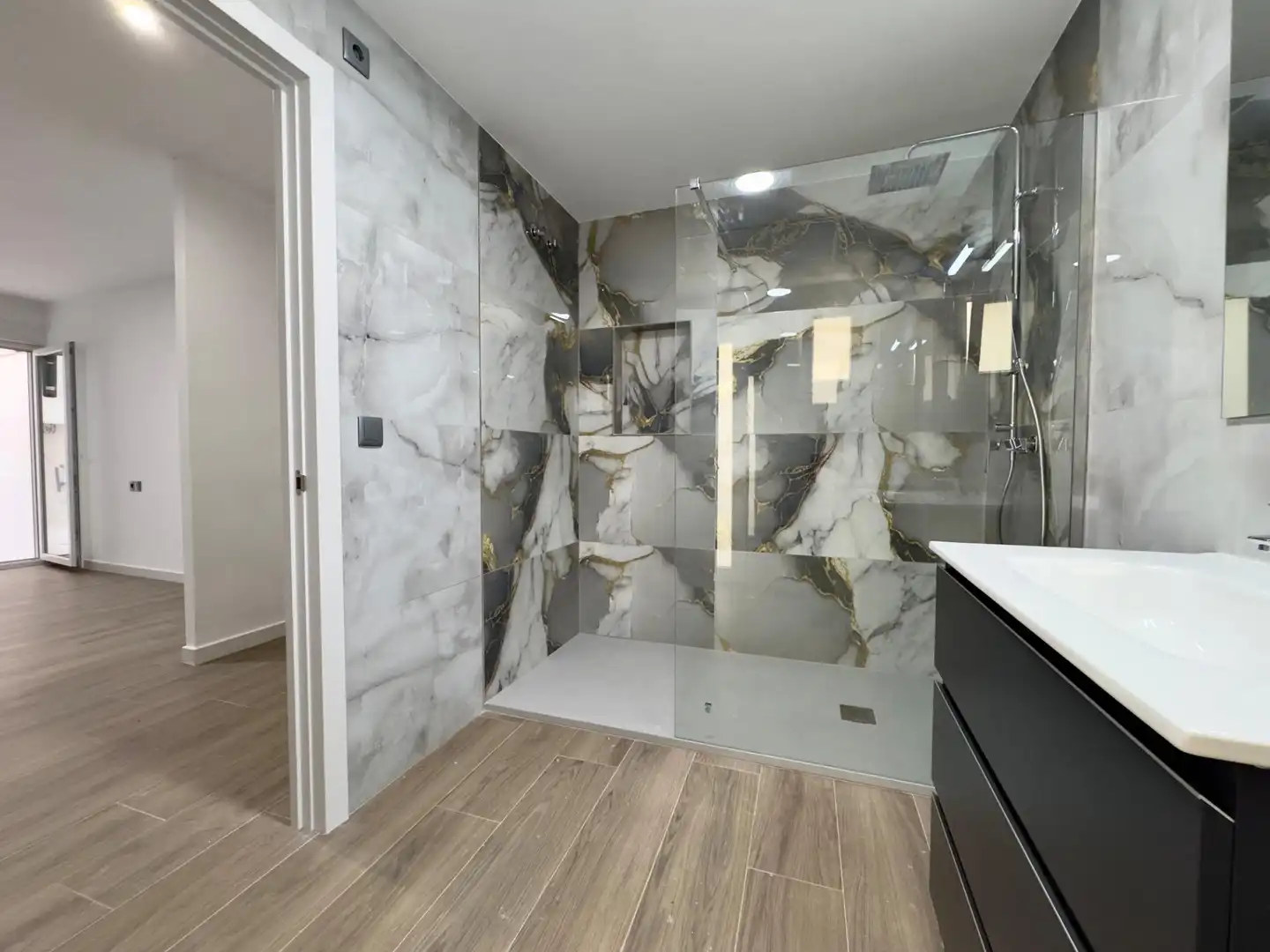 Bathroom of Ground floor for sale in Aspe