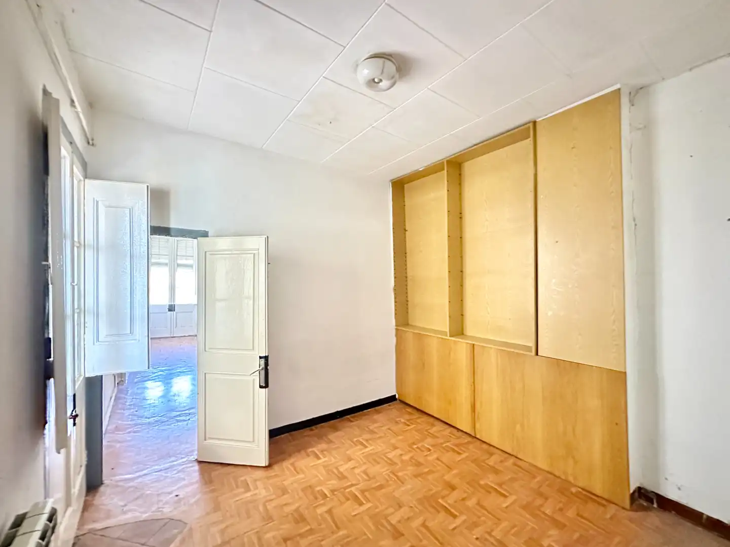 Habitación de Edificio en venta en Montesquiu
