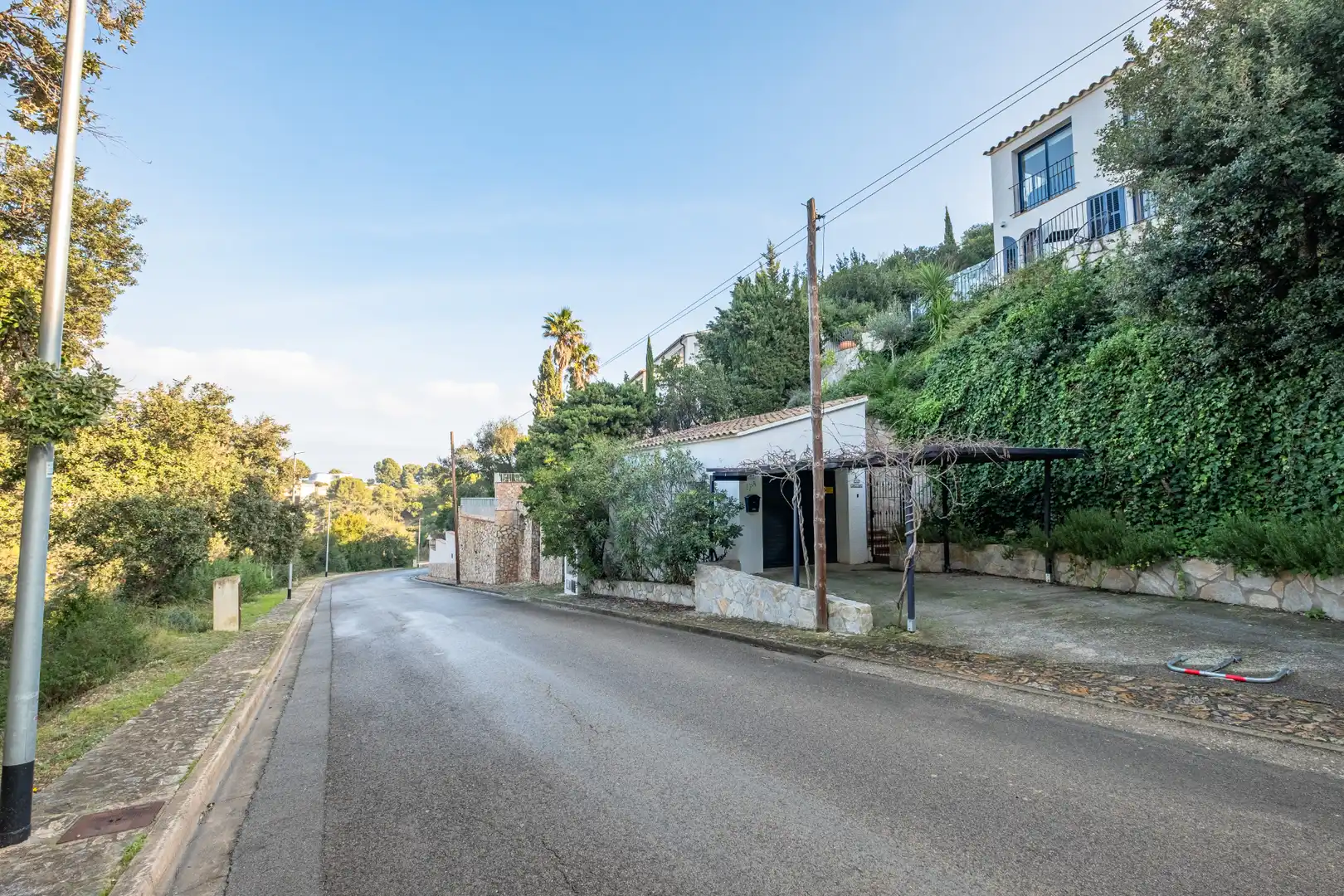 Außenansicht von Einfamilien-Reihenhaus zum Verkauf in Begur mit Klimaanlage, Heizung und Terrasse