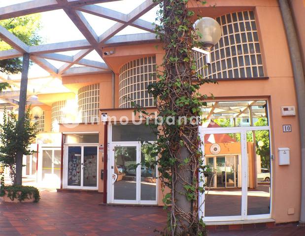 Local comercial en Venta en Avenida de Cataluña en Playa de San Juan