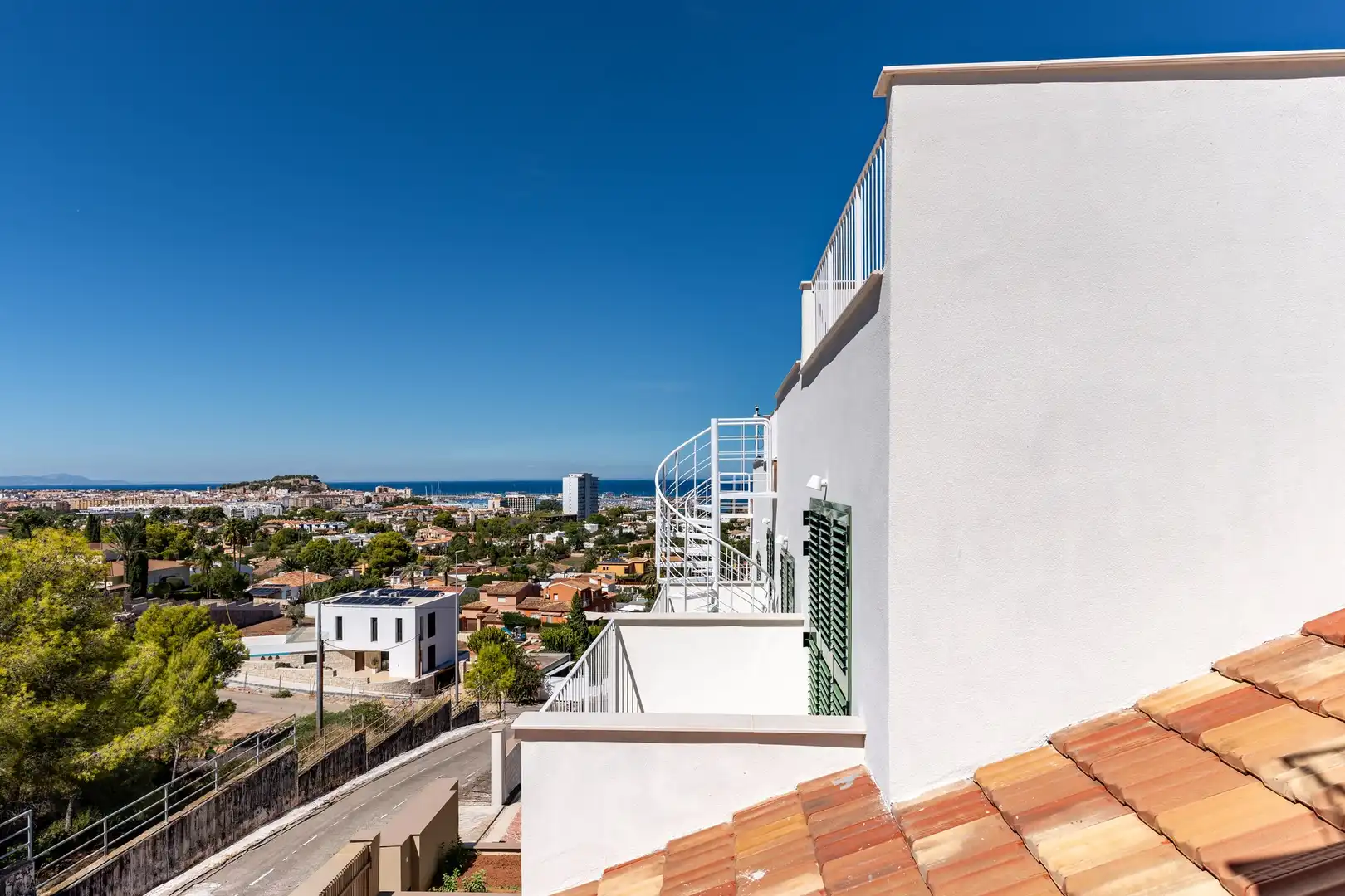 Neubau-Reihenhaus mit Terrasse zum Verkauf in Carrer de la Rosa 47, imagen 96