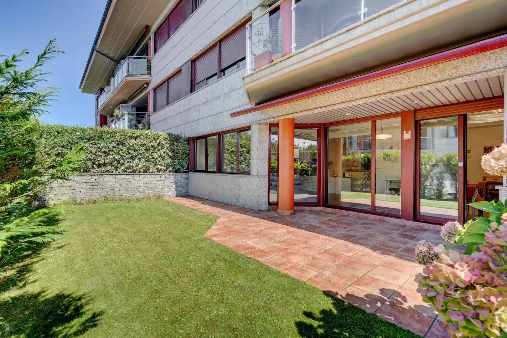 Außenansicht von Wohnung zur Miete in Donostia - San Sebastián  mit Heizung, Privatgarten und Terrasse