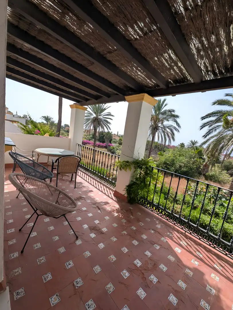 Terrassa de Casa adosada en venda en Estepona amb Aire condicionat, Terrassa i Piscina