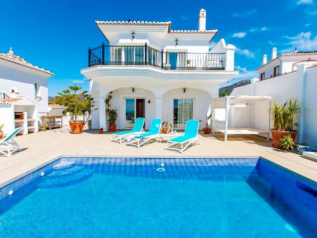 Casa-chalet en Alquiler en Avda Pescia - Ctra de Frigiliana