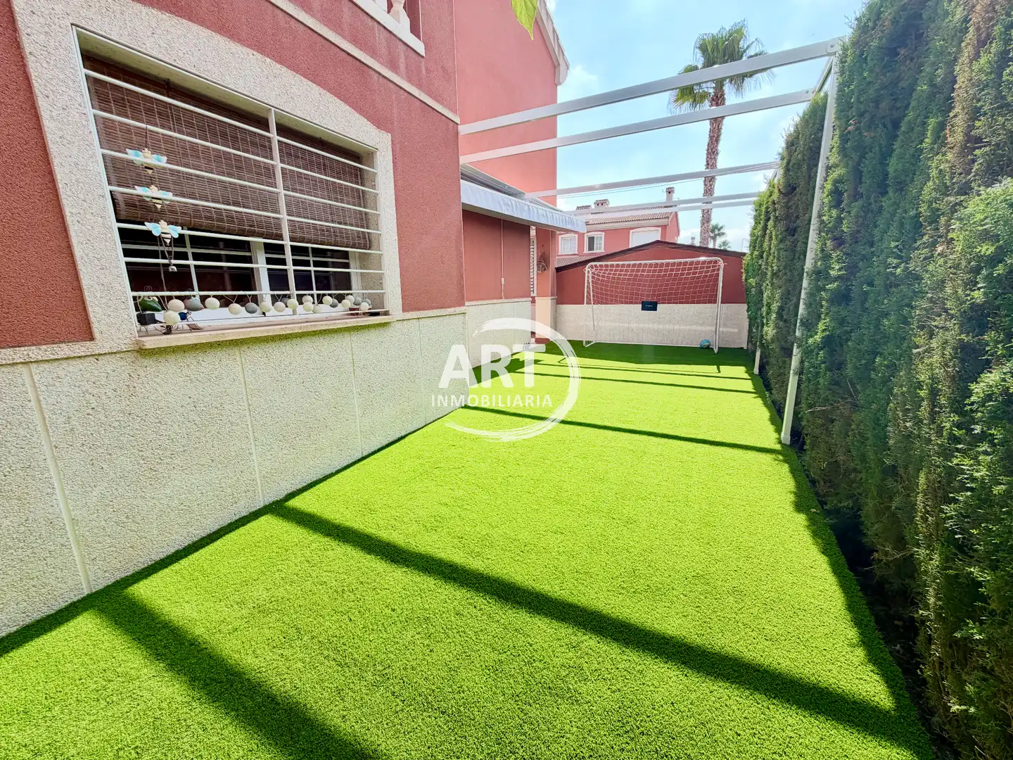 Terrassa de Casa adosada en venda en La Pobla de Vallbona amb Aire condicionat, Calefacció i Jardí privat