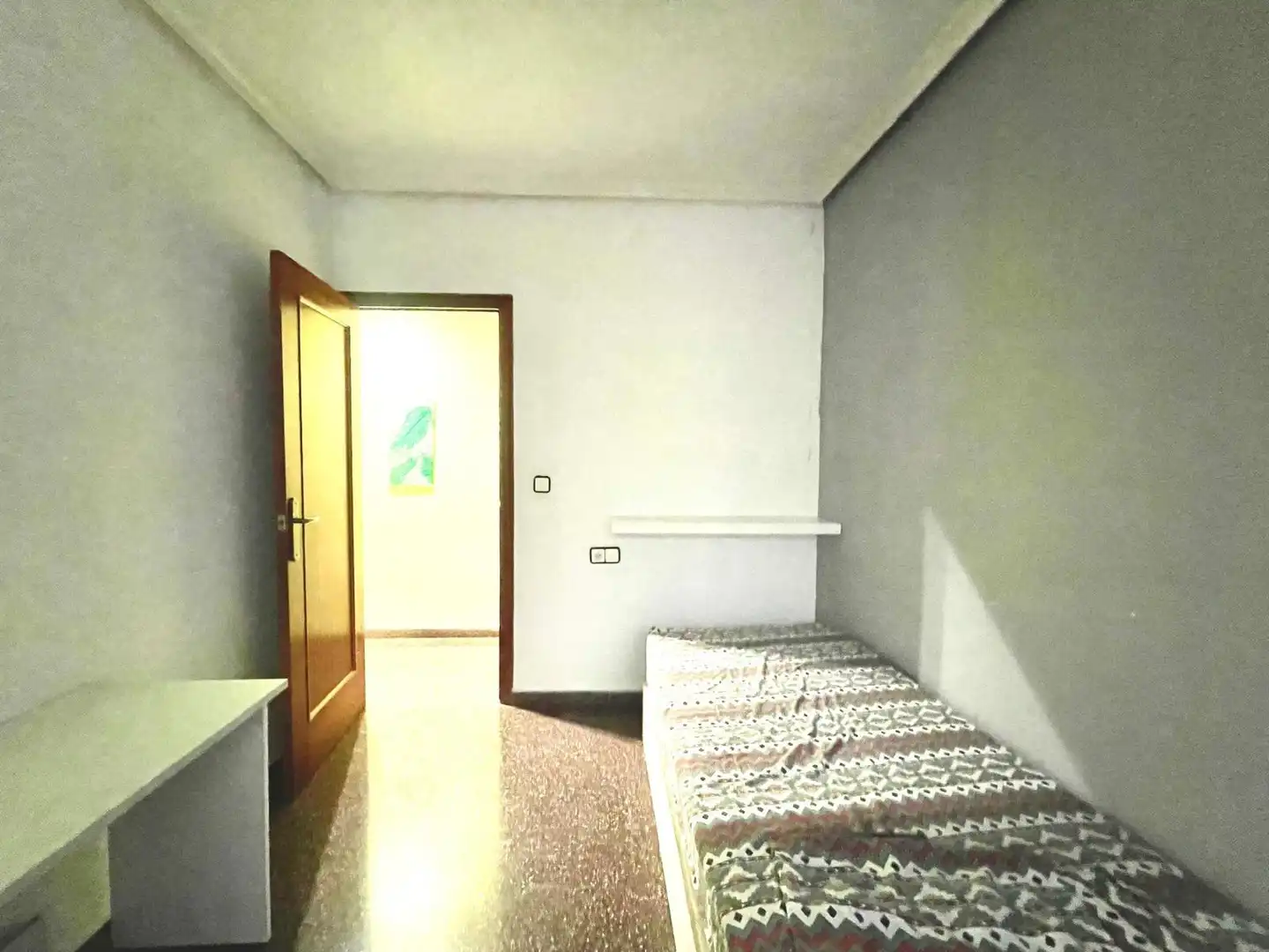 Habitación de Planta baja en venta en Elche / Elx con Balcón y Alarma