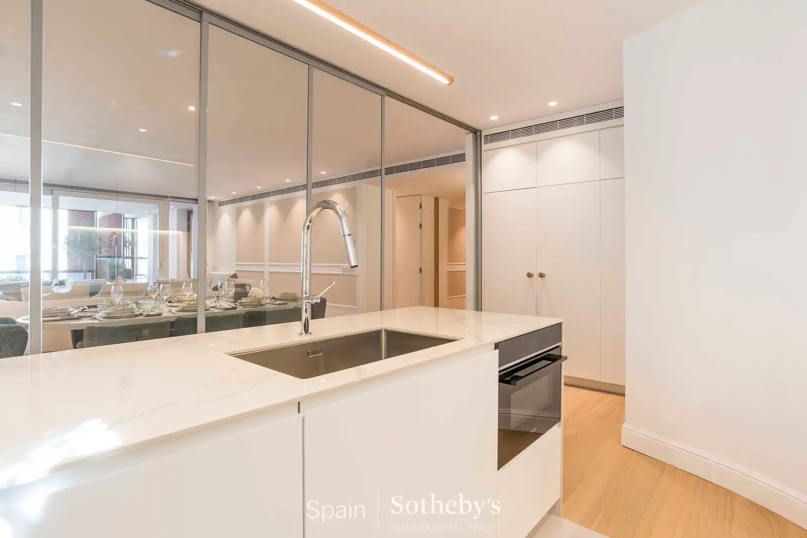 Cocina de Apartamento en venta en Madrid con Aire acondicionado, Calefacción y Terraza
