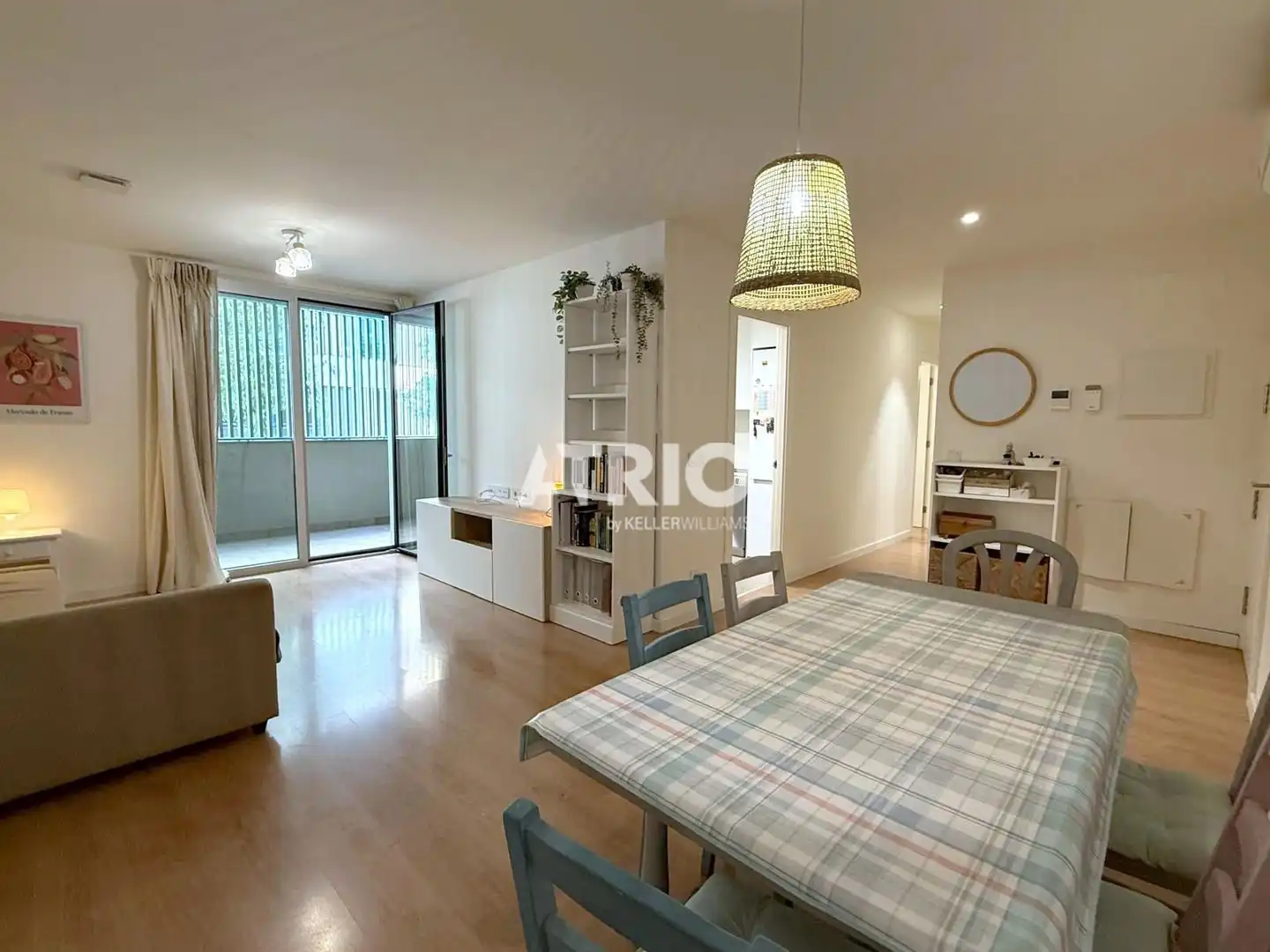 Vista exterior de Piso en venta en  Palma de Mallorca con Aire acondicionado, Terraza y Piscina