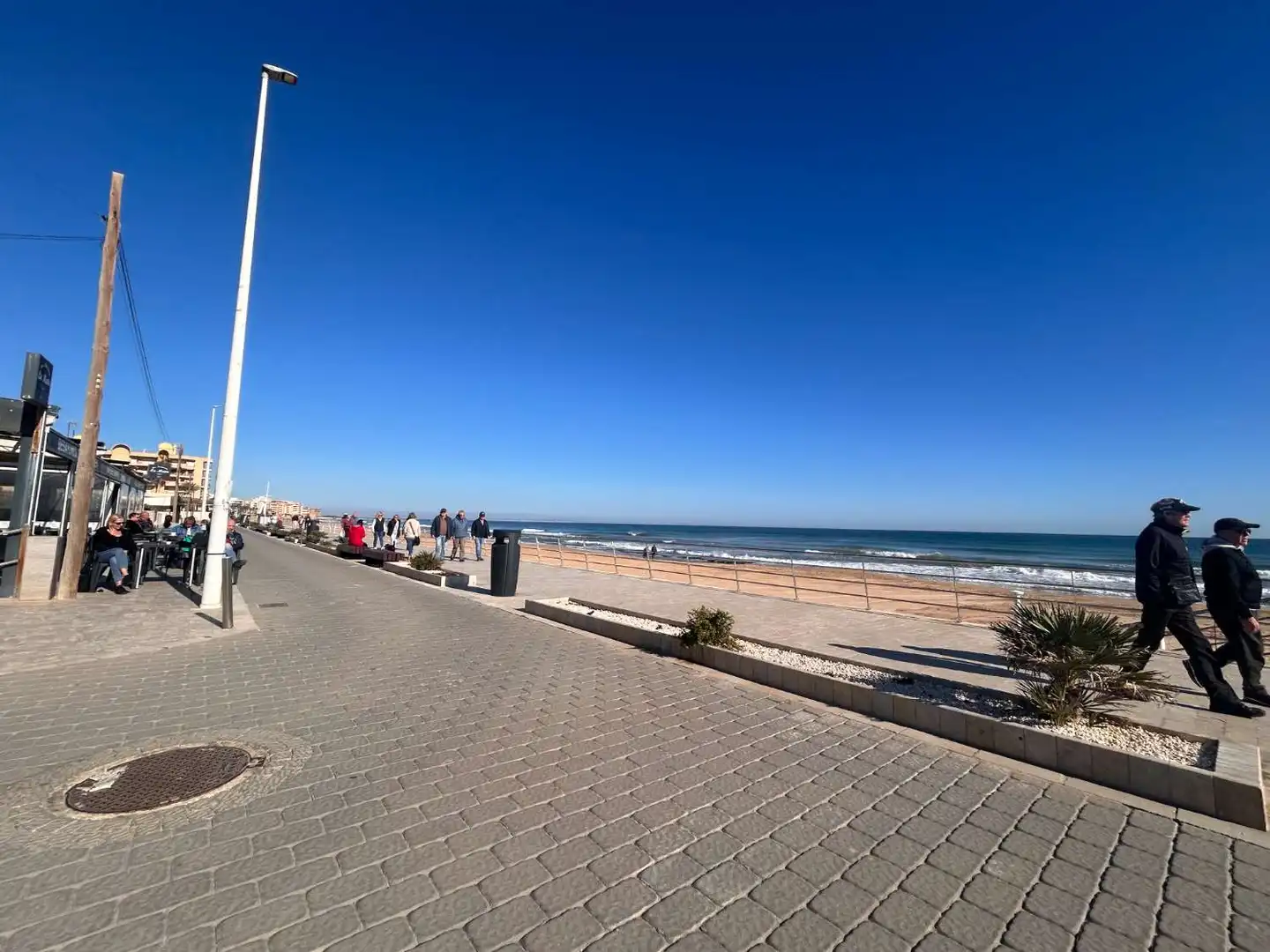 Vista exterior de Casa o chalet en venta en Guardamar del Segura con Aire acondicionado, Calefacción y Terraza