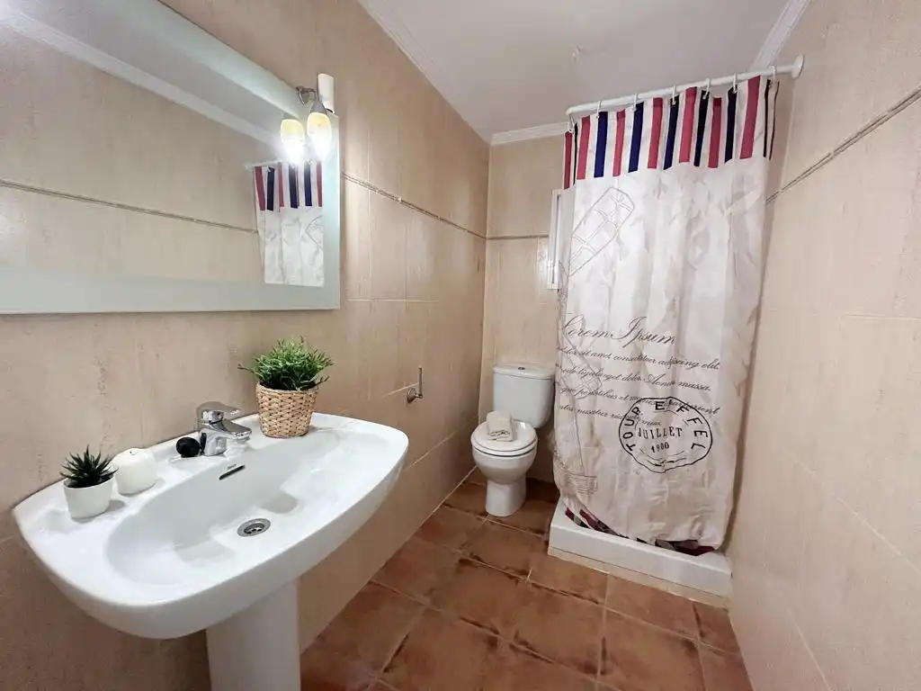 Habitació a BARCELONA, 6, Puçol Ciudad