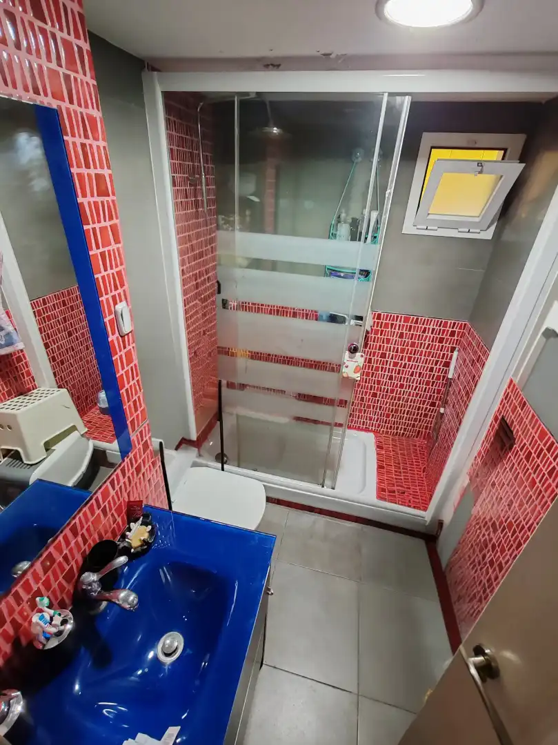 Bathroom of Flat for sale in Leganés  with Parquet flooring