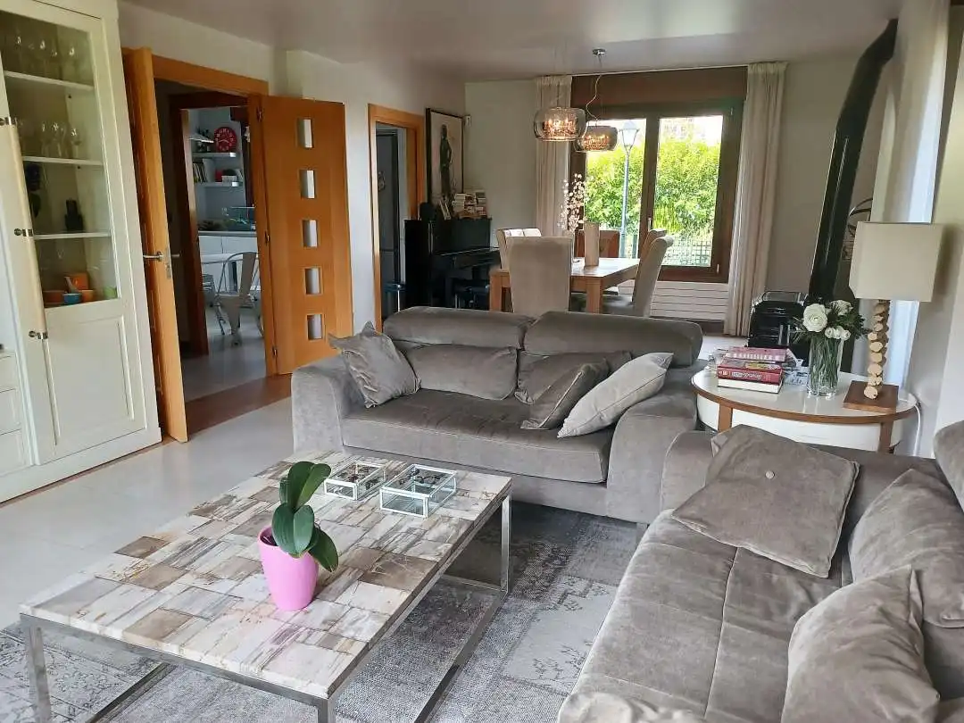 Sala de estar de Casa o chalet en venta en Vitoria - Gasteiz con Calefacción, Jardín privado y Trastero